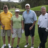 Group of golfers posing