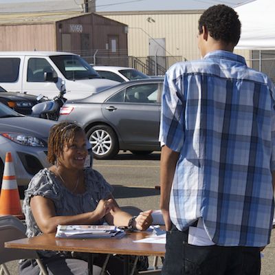 Attendee receiving information