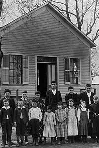 Black and white photo of students in front of Freeport Grammar School in 1892